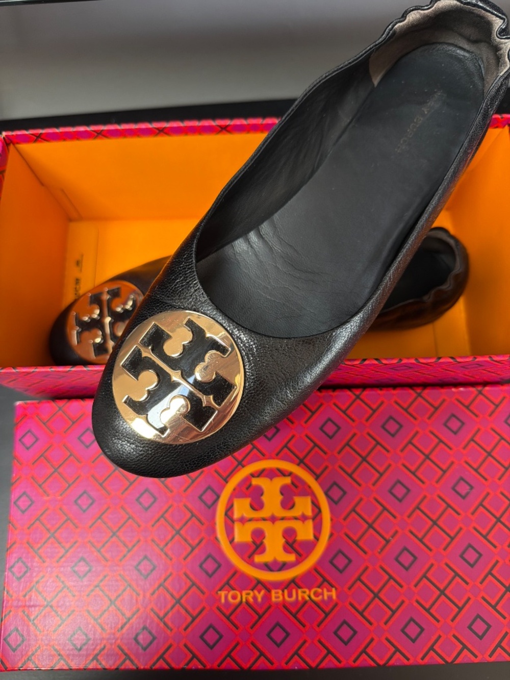 Tory Burch Claire Ballet Flats – Black Leather, Size 8 - Picture 4 of 4